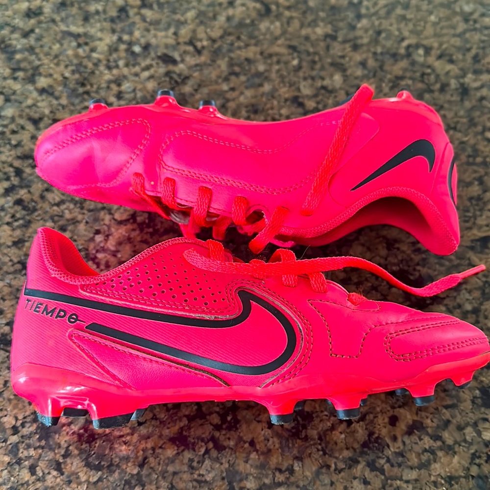 Hot Pink Nike Soccer Cleats Size 1 Youth